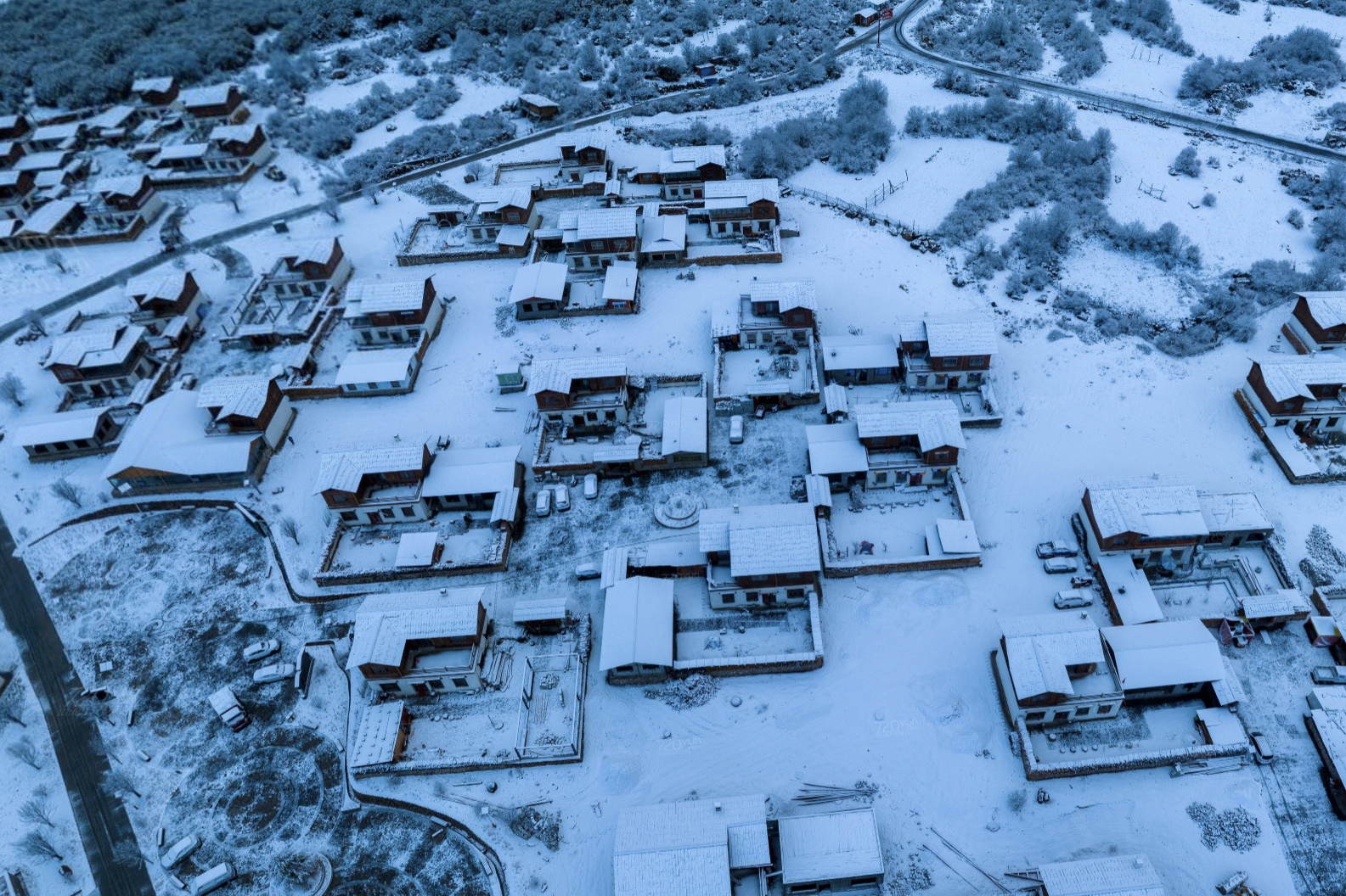 西藏 | 林芝·巴松措雪景-百亿像素